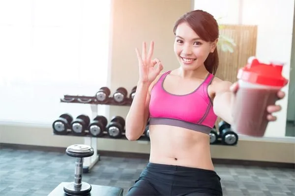 cam-nang-su-dung-whey-protein-dung-cach-nhu-the-naomna